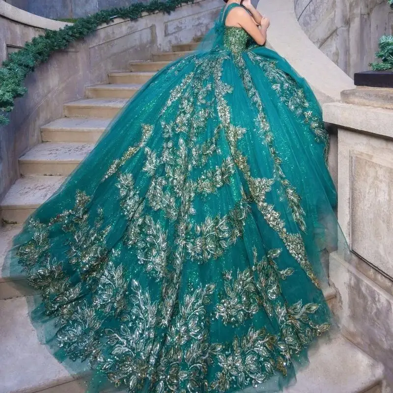 Emerald Green Tassel Ball Gown Quinceanera Dresses Off The Shoulder Sequined Appliques Lace Beads Vestidos De 15 Años Sweet 16