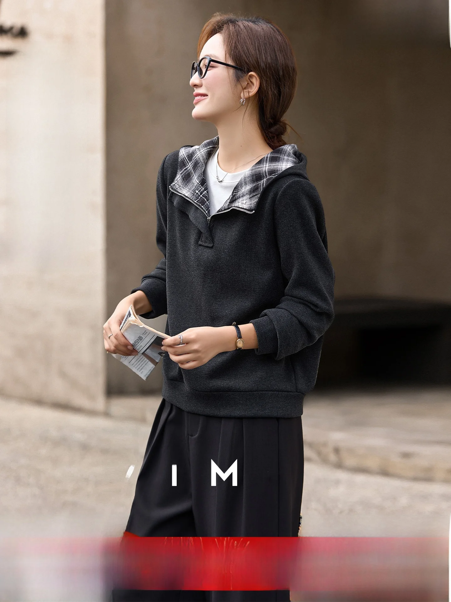 

Женская теплая толстовка оверсайз с капюшоном на флисовой подкладке, с длинными рукавами, в стиле пэчворк, зимняя модная модель