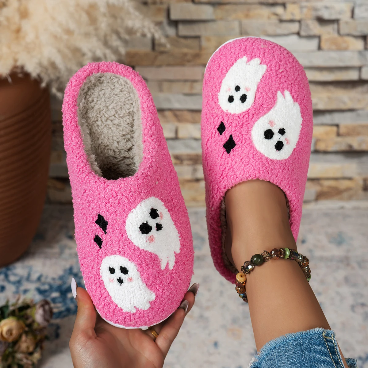 Pantofole da donna in peluche - Embroidery Shoes recensione e prezzo