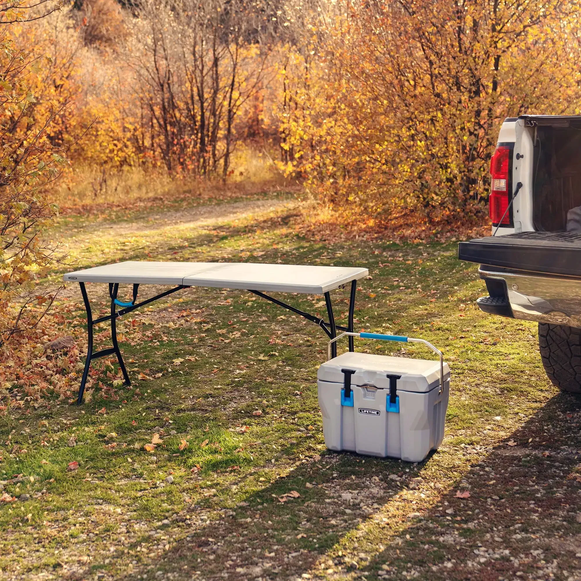 Tavolo rettangolare pieghevole a metà da 5 piedi, essenziale per interni/esterni, grigio, 60,3 x 25,5 pollici