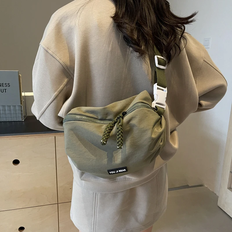 bolsa-transversal-casual-leve-estilo-novo-verao-2025-bolsa-de-ombro-em-forma-de-dumpling-para-mulheres-material-de-poliester