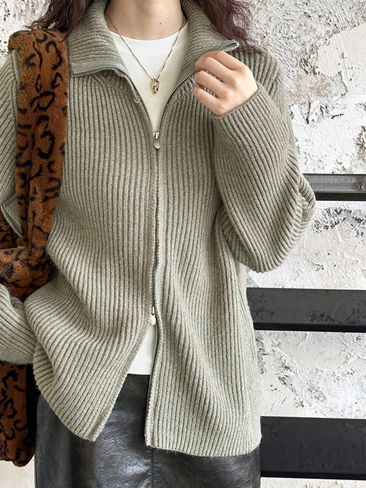 [LANMREM] Fashion Knitting Cardigan Sweater For Women Turtleneck Double Zipper Warm Coats Minimalism 2024 Winter New 26C775