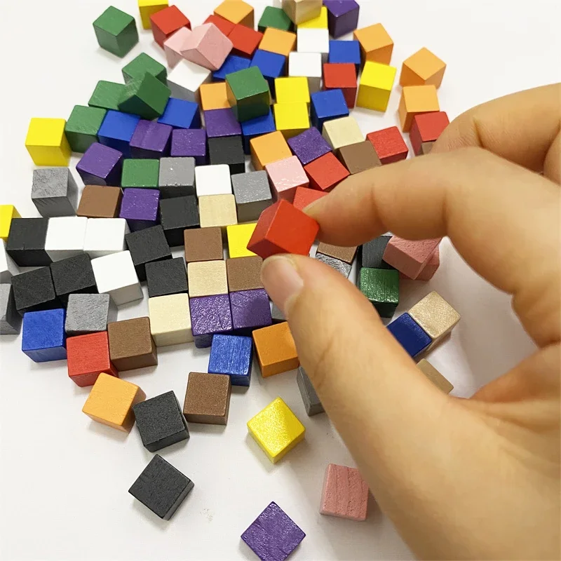 200pcs 10mm random color  Wood Cubes Colorful Dice Chess Pieces Right Angle For Token Puzzle Board Games, image 4