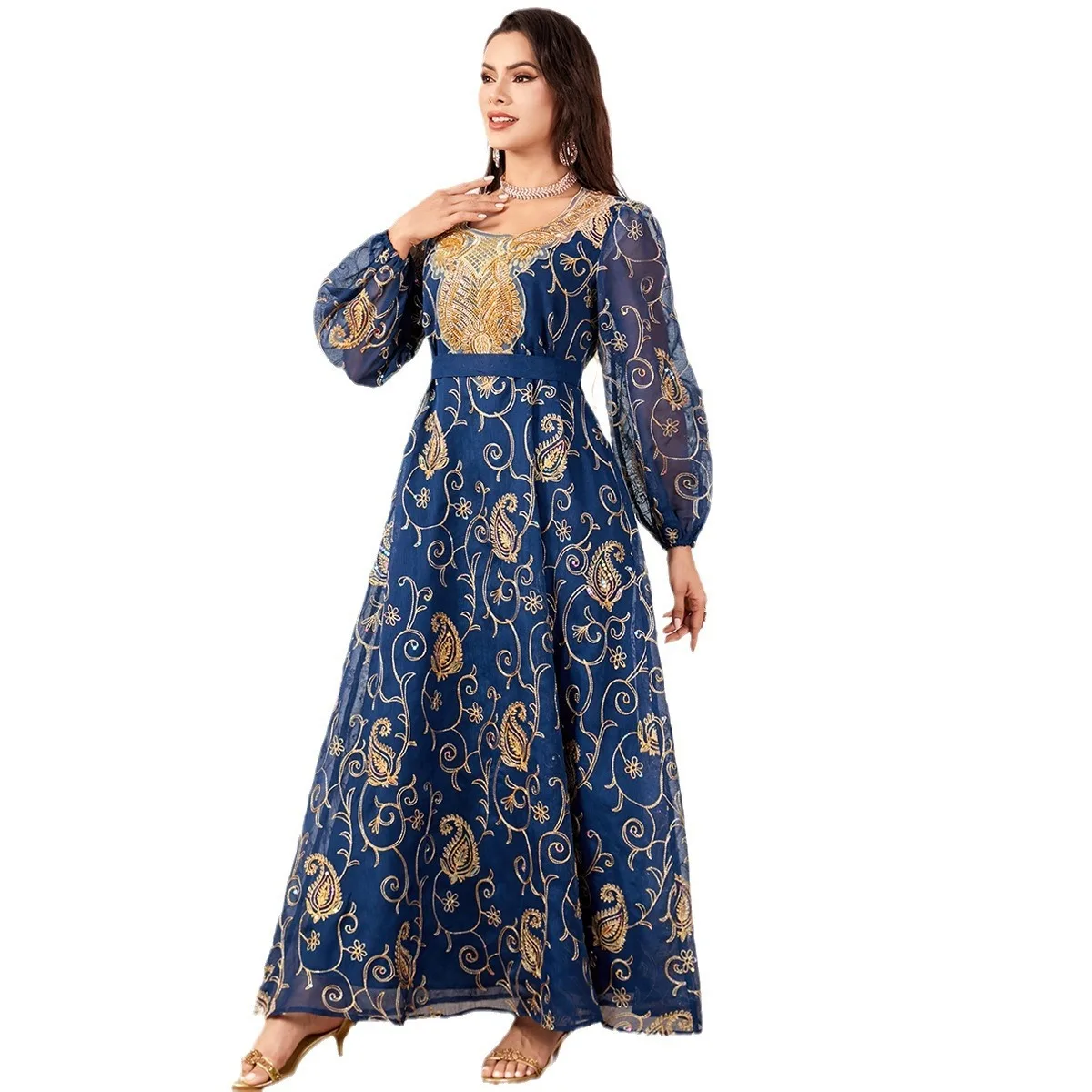 4038 Muslim Women's Arab Dubai Robe Embroidered Fashion Long Sleeve Dress