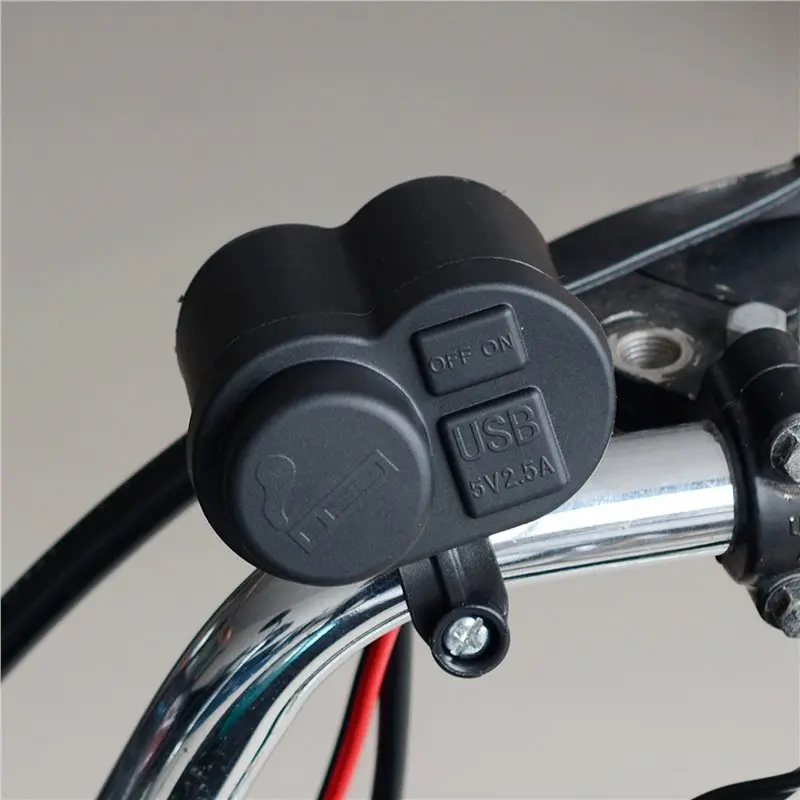 Best-Selling 2X Motorcycle USB Charger Phone 12V Cigar Lighter Socket Dual USB Motorcycle Lighter Socket Charger Waterproof