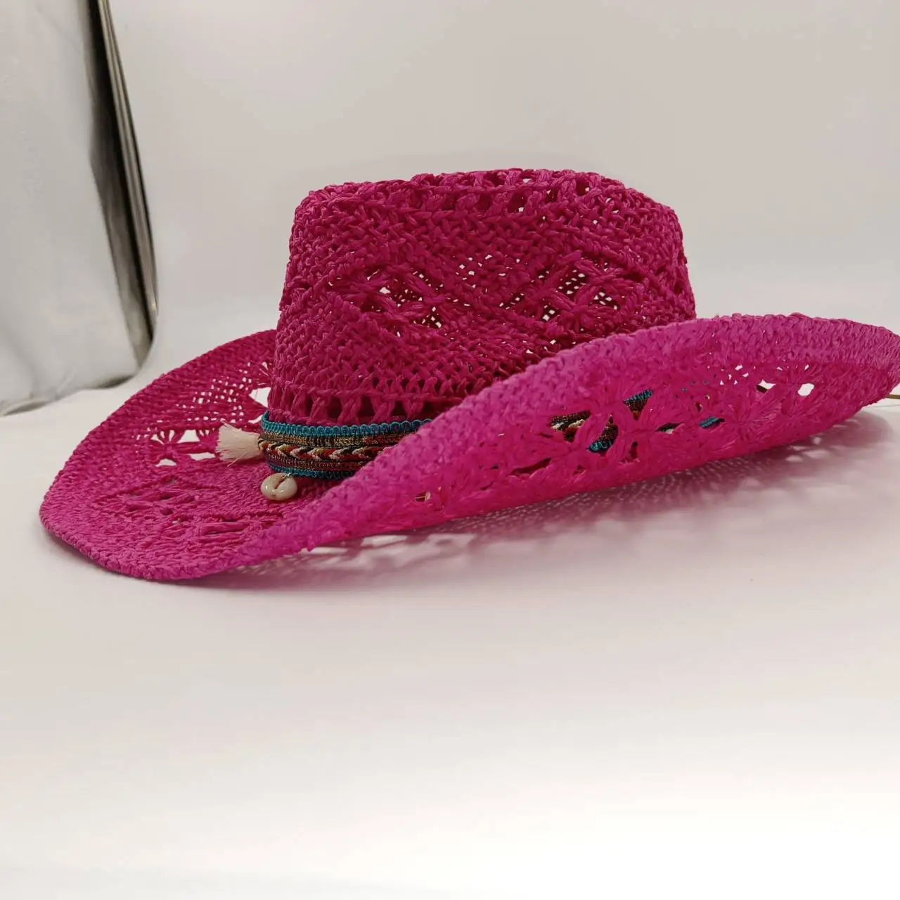 cowboy hat Grass Handwoven Hollow Cowboy Straw Hat Rhinestone Chain Cowboy Hat for Woman Outdoor Vacation Beach Sun Hat for man