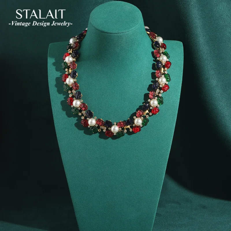 

Vintage Choker Pearl Necklace Natural Glass Petals Rhinestone Flower Colorful Antique Gold Color Luxury Designer Jewelry Gifts