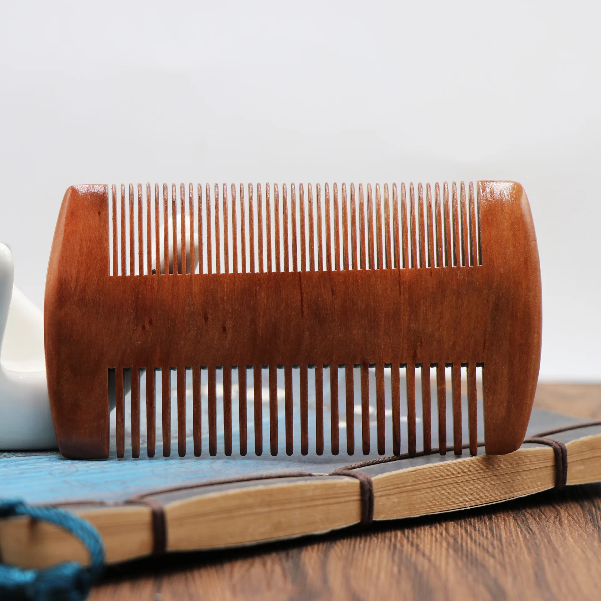 Sandalwood Comb Super Dense Teeth Encryption Old-fashioned Fine Comb Scraping Dandruff