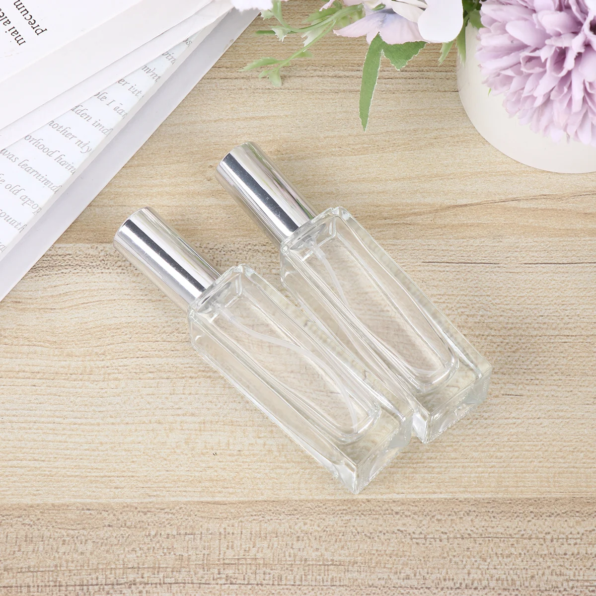 

2Pcs Refillable Leakproof Spray Bottles Portable Holders Travel Perfume Makeup Containers Compact Essential Oil Mist