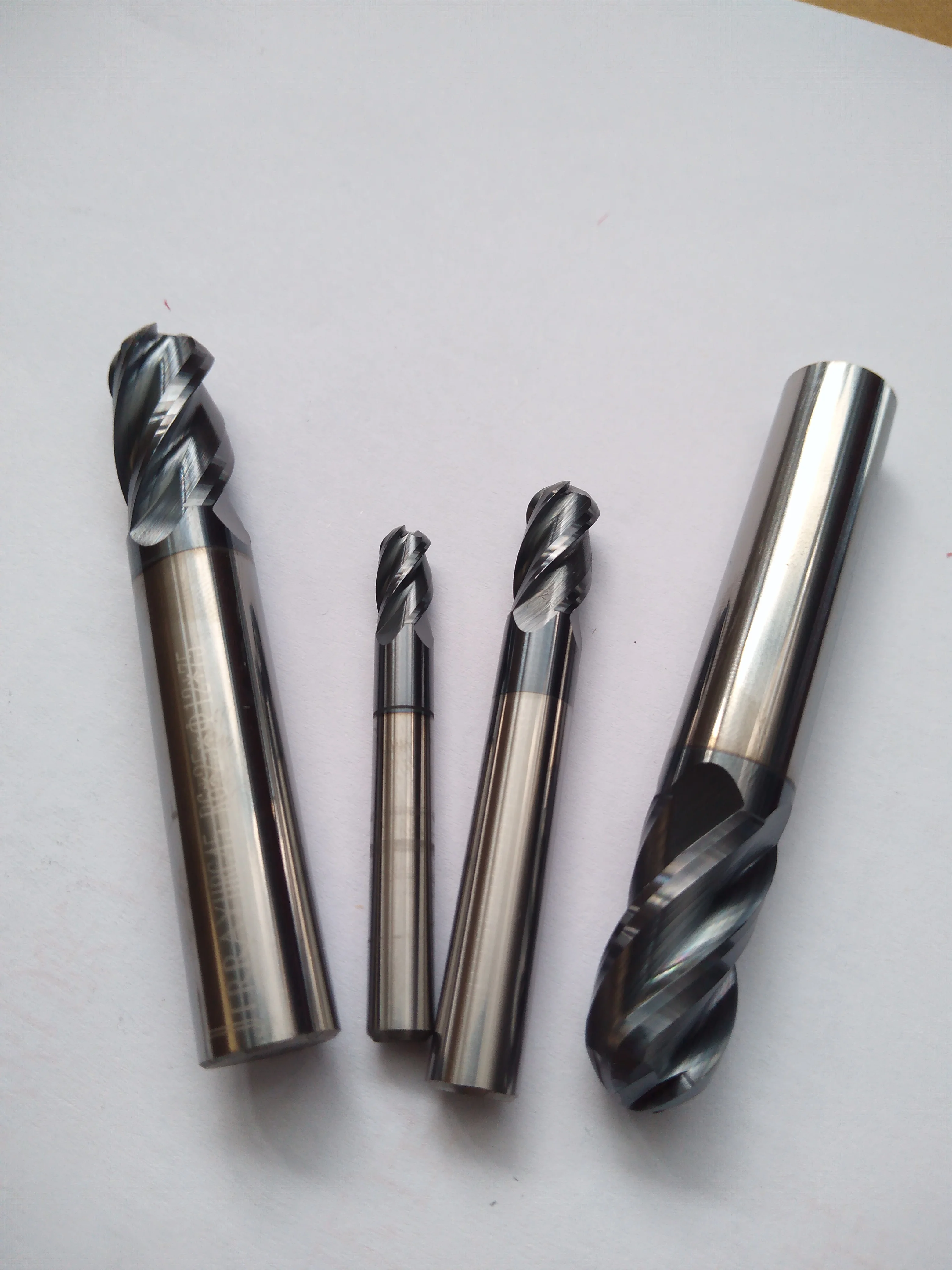 R3mm,R4mm,R5mm, R6mm HRC45 solid Carbide 4 Flutes Ball nose end mills Spiral Bit Milling Tools CNC Router bits