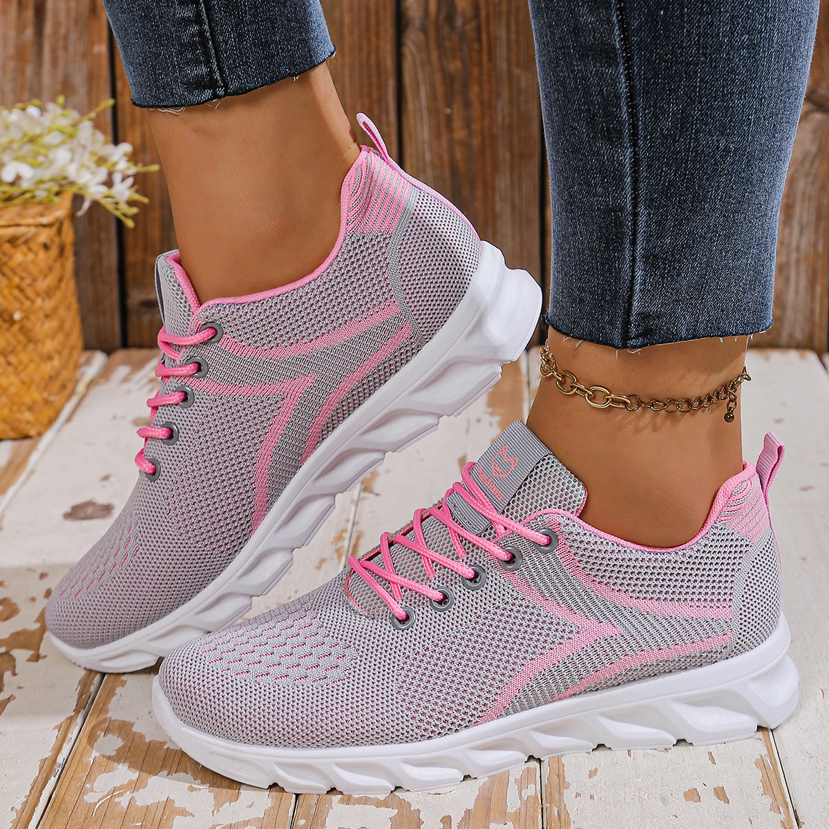 2026 Frühjahr/Sommer Neuer Stil Damen-Sohlen-Schuhe – Fly-Weave Atmungsaktive, Bequeme, Weichlaufende Anti-Rutsch-Fitness-Schuhe – Detail 4