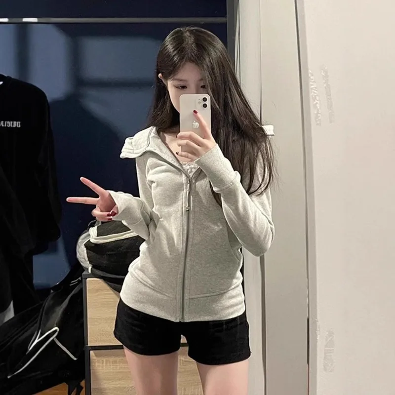 

Women's autumn and winter slim-fit sweater coat; autumn early season outfit for women; short version.