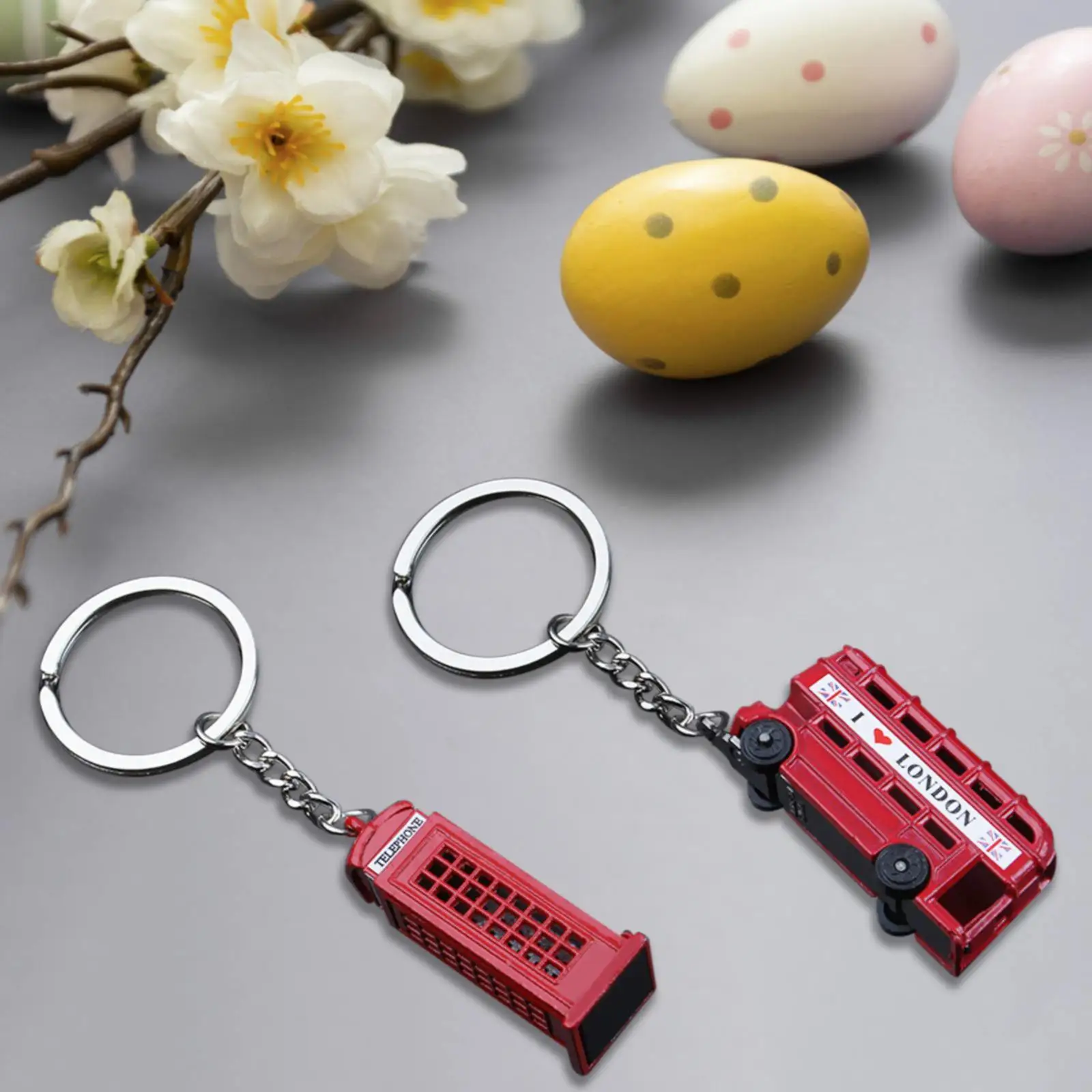 Key Chains For Car Keys New Popular Souvenirs Tourist Gift British Miniature London Model Bus Taxi Tourists Fashion Jewelry