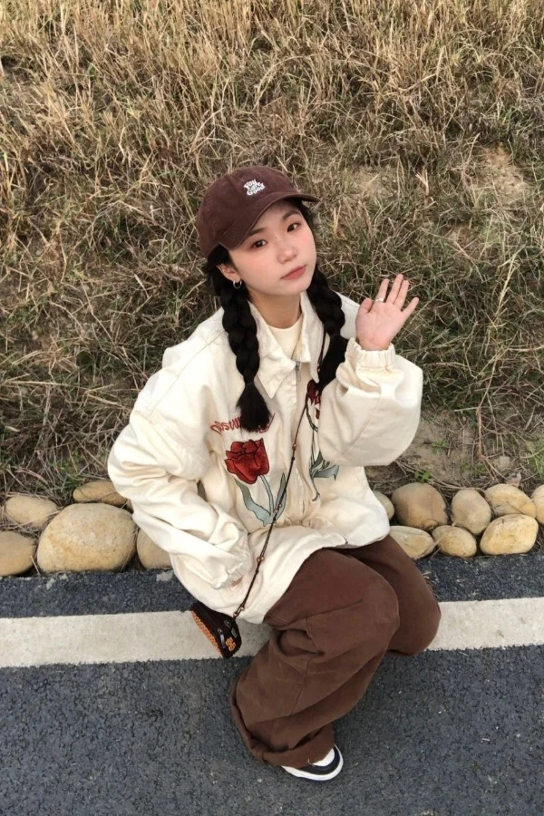 

Весенние куртки женские осенние женские костюмы во французском европейском стиле элитные пуговицы с передним карманом женские чистые простые базовые модные