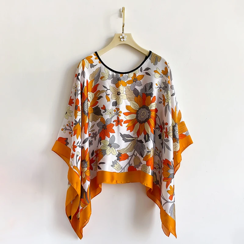 2024 New 110Cm Square Shawls Summer Beach Sexy Women Fashion Print Silk Smock Blouse Sunscreen Comfortable Poncho