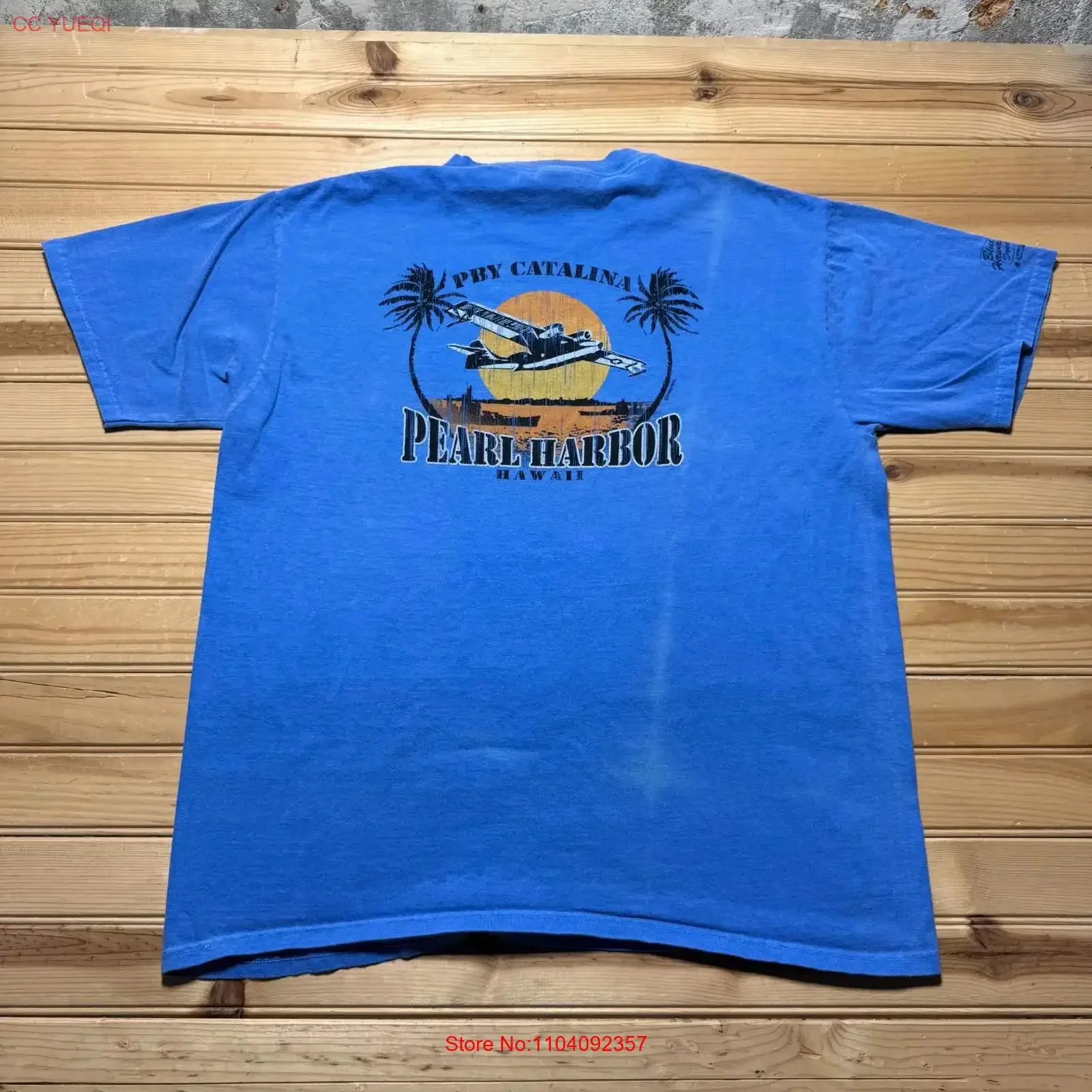 Vintage 90s PBY Catalina Pearl Harbor Blue Hawaii Dyed Tropical T Shirt Large vintage Washed fashion Stylish homme Comfortable