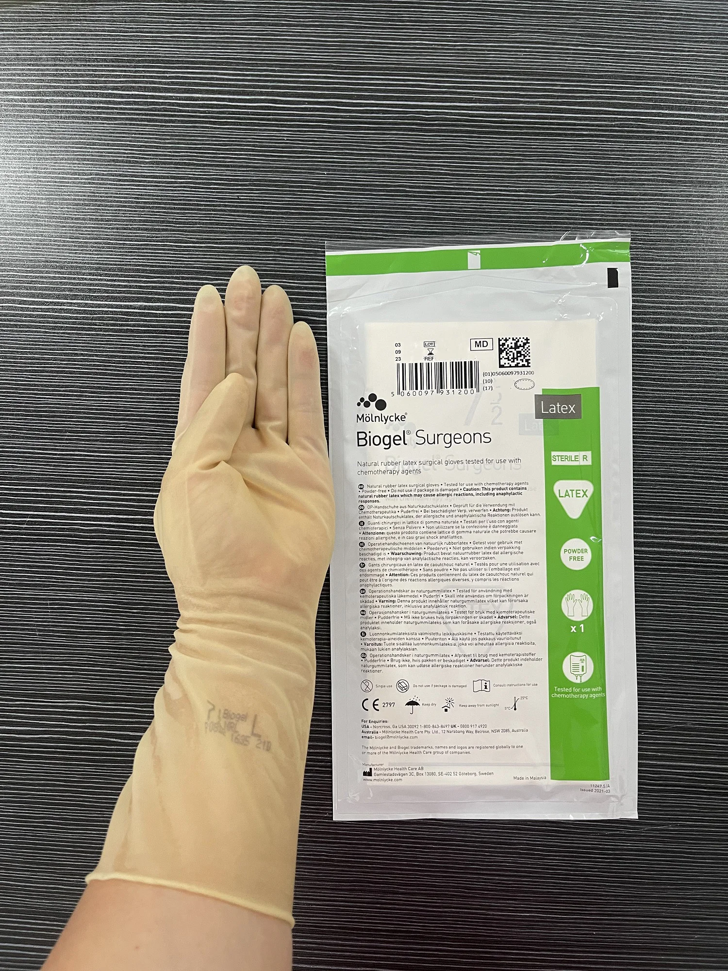Mölnlycke Biogel® (5 pairs)  12 inch Latex glove  Roll-edged  gloves  Powder-free length 29 cm