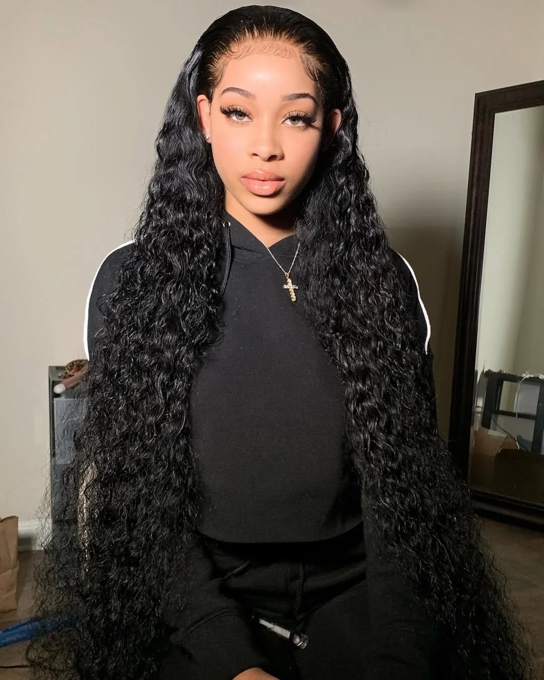 13×6 Deep Wave Human Hair Wigs Transparent Lace Frontal Wigs 1B Pre Plucked 200 Density Lace Front Human Hair Wigs