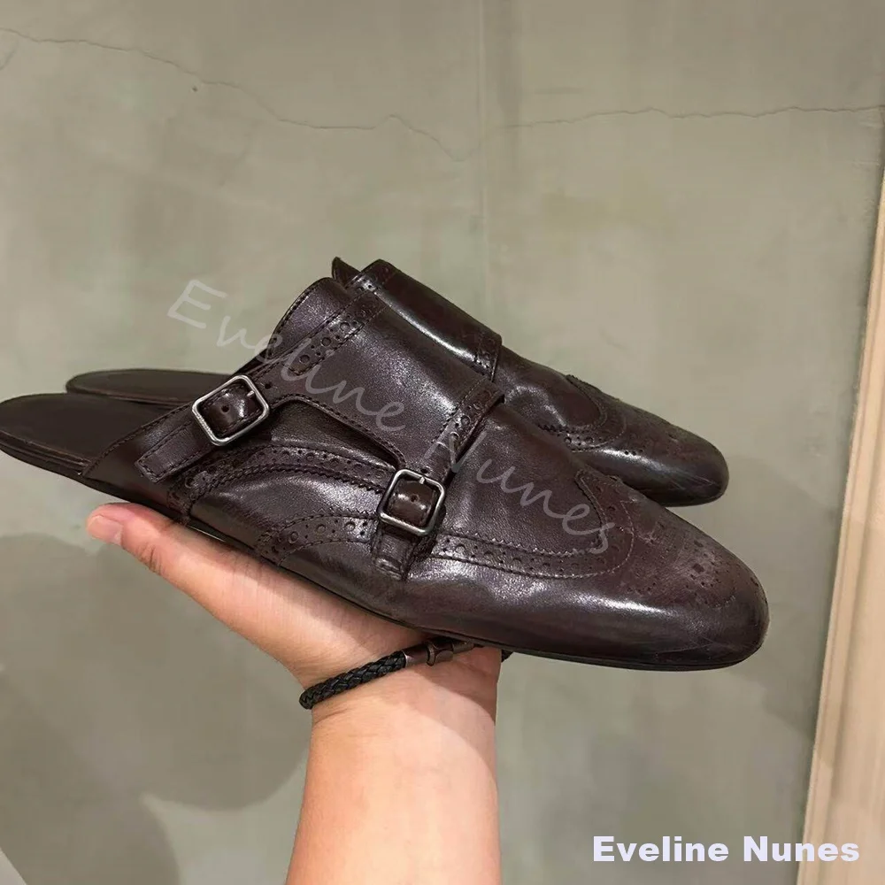 Fashion Carved Casual Mules Women Brown Round Toe Belt Buckle Slip On Leather Flat Slippers 2026 Spring New Outdoor Slippers
