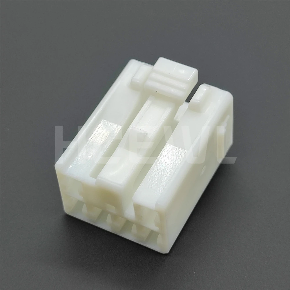 

New original high-quality 4F0670-0000 automotive component connector plug