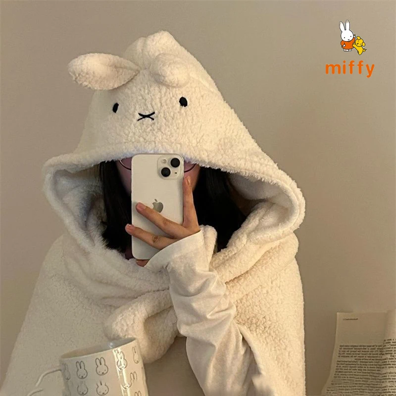 Uroczy płaszcz Miffy, kreskówkowy, ciepły, noszony jako koc z kapturem, idealny do akademika, chroniący przed zimnem, akcesoria anime, idealny prezent urodzinowy dla dziewczyny.