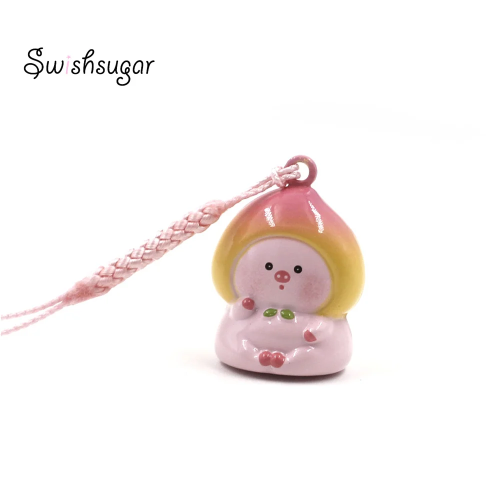 

Cartoon Peach Pig Close Metal Jingle Bell Charm Pendant With Rope Pendant Women Lady Children Kids Bag Schoolbag Gift Flavor