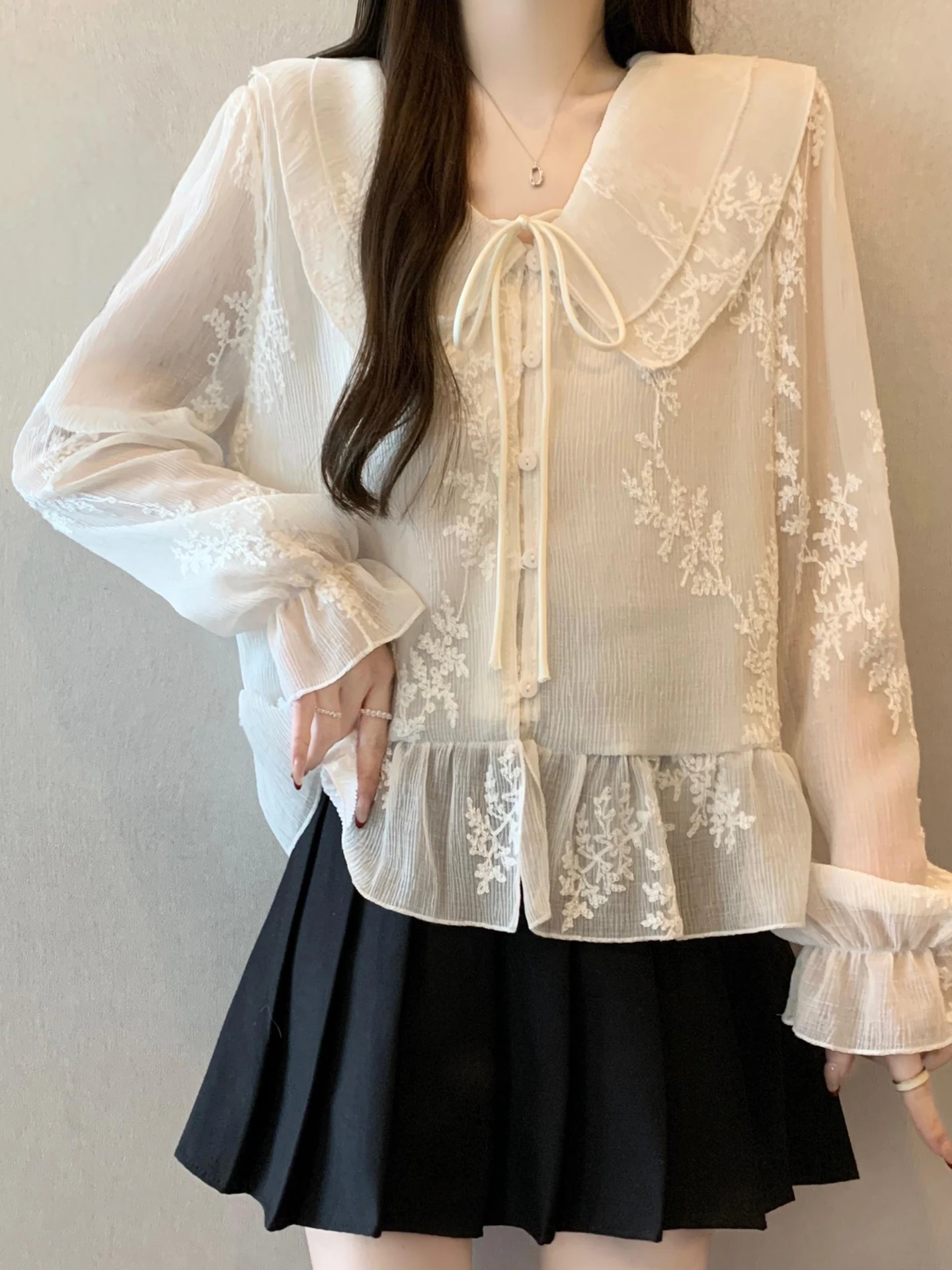 

Elegant Long Sleeve Chiffon Shirt Women's Early Spring plus Size Beautiful Embroidery Flounce Collar Comfortable Breathable Top