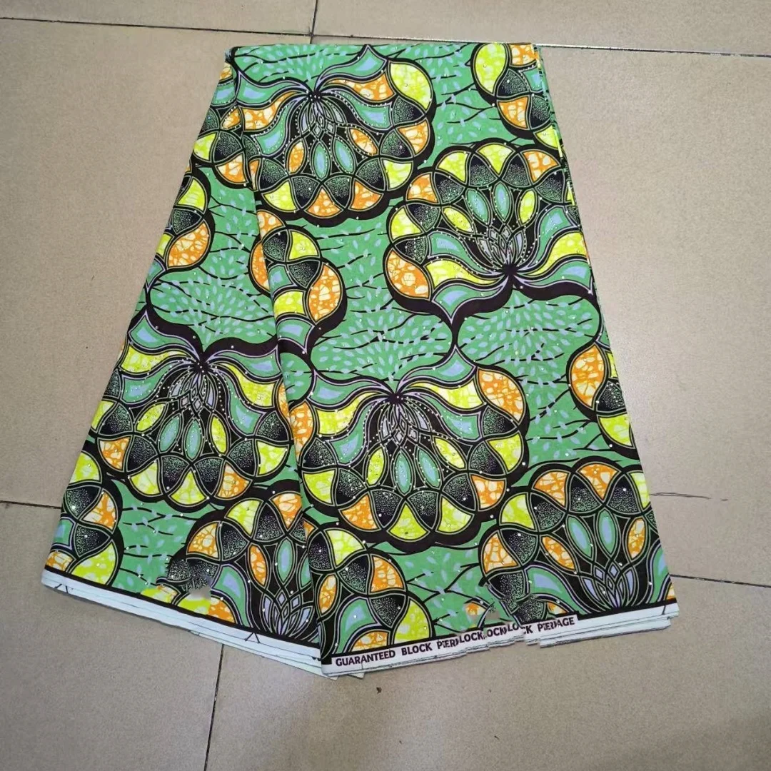 

2024 Afican Wax Fabric with Diamond Sewng Material 100% Cotton Prints 6 Yards High Quality For Dress Sewing Material T11