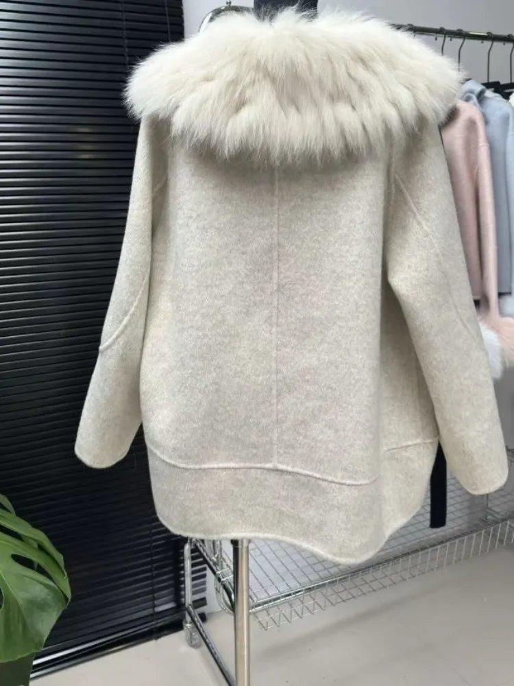 เสื้อคลุมขนแกะสำหรับผู้หญิง ฤดูใบไม้ร่วง ฤดูหนาว แต่งปกขนจิ้งจอก ผสมขนแกะแท้ ทรงหลวม สไตล์เก๋ไก๋ เหมาะสำหรับงานปาร์ตี้ พร้อมเชือกผูก