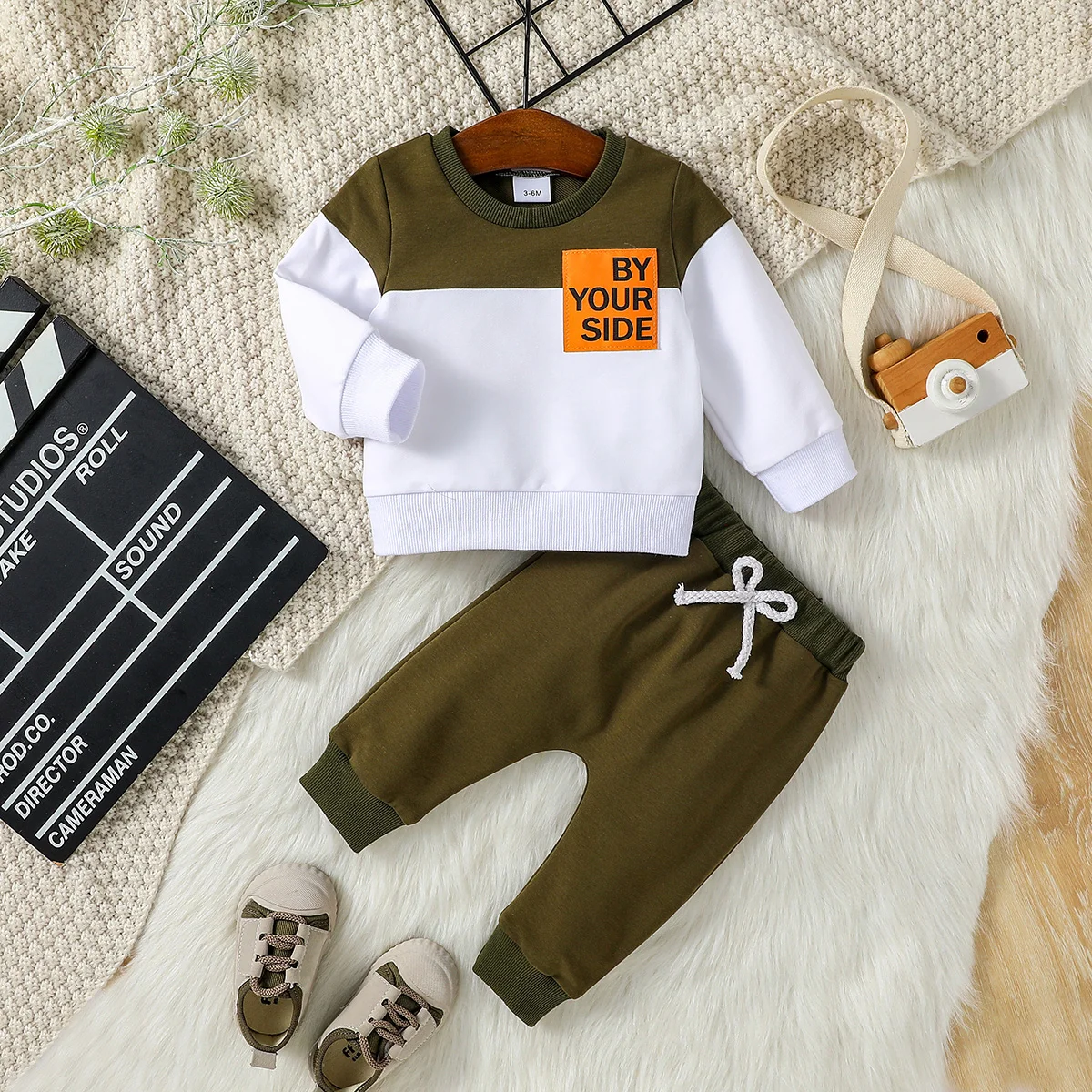 2024 New Baby Boys Long Sleeve Sweatshirt With Woven Lable Letter+Solid Pant For Autumn Outdoor Wear  Set