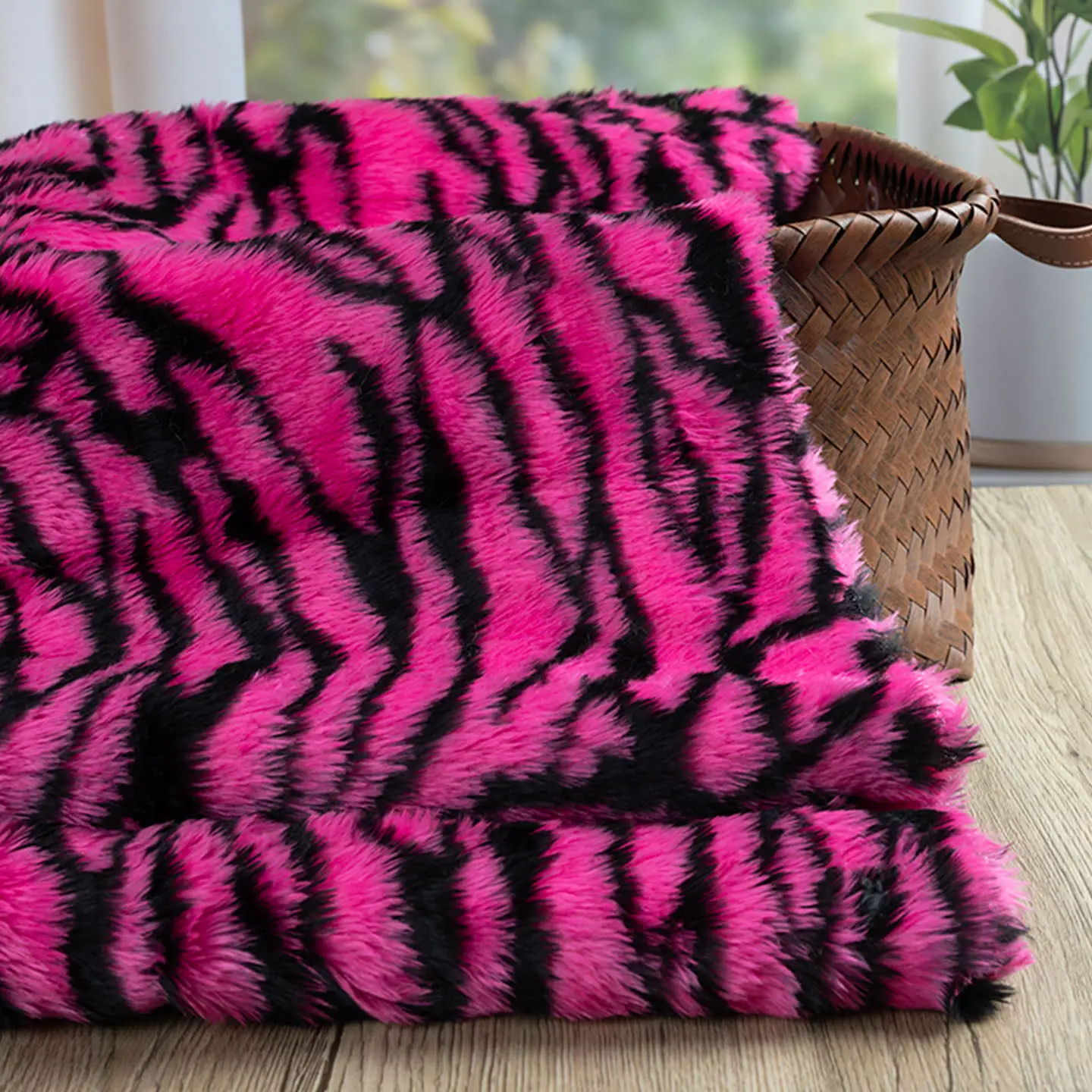 2cm Faux Mink Fur Fabric Rose Red Zebra Print Short Plush Artificial Fur Cloth for Costume Backdrop Handmade Carpet DIY Material