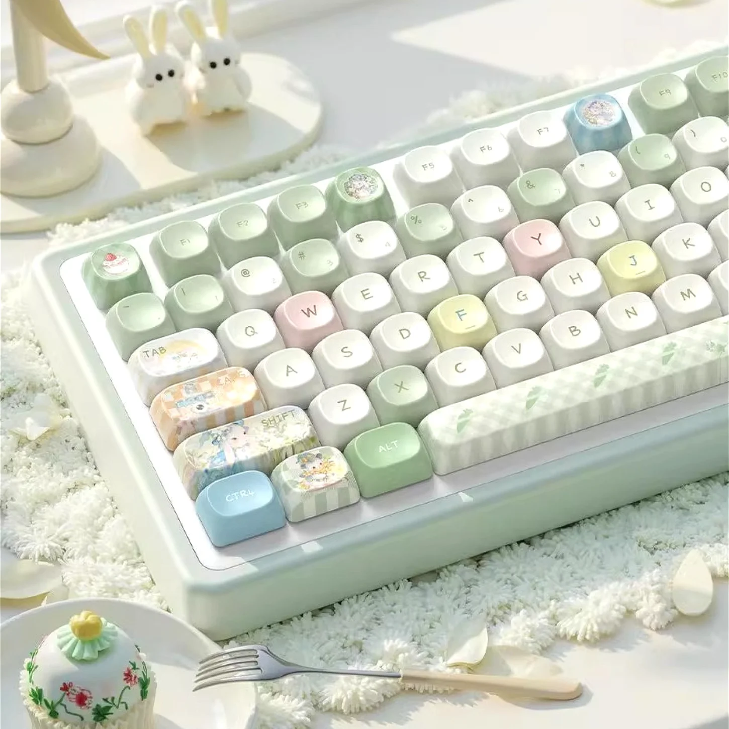 

112 Key MOA Keycap Set PBT Picnic Bunny Keycap Set Suitable for 60/64/84/98/108 Gaming Mechanical Keyboard MX Switch
