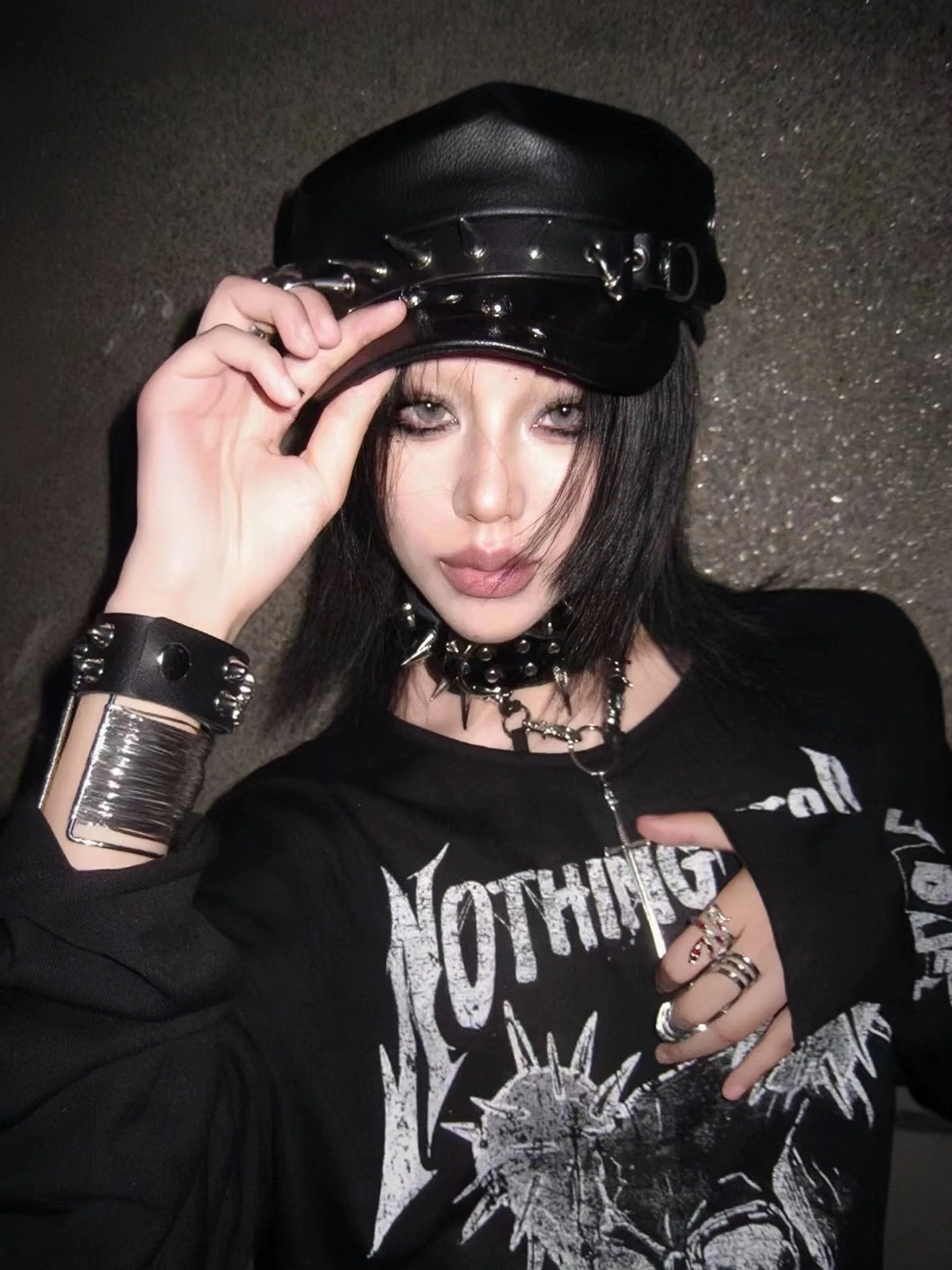 Nova moda feminina boina preto couro do plutônio plana chapéu militar acessórios femininos desfile de moda