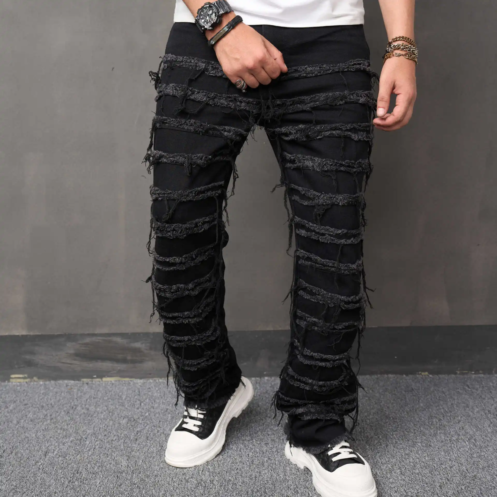 2024 New Men's Loose Fashionable Wide-leg Casual Solid Color American Denim Long Pants with Ripped Holes and Whiskering.