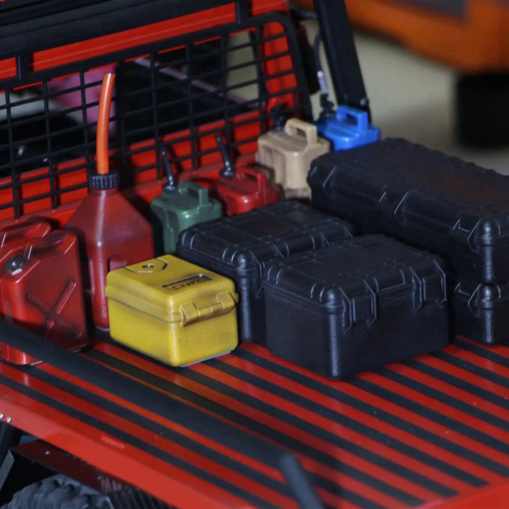 DELAM-6Pcs caja de almacenamiento de plástico para coche teledirigido, herramienta de decoración para Traxxas Trx4 Axial Scx10 90046 D90 1/10, accesorios para orugas de control remoto, color negro