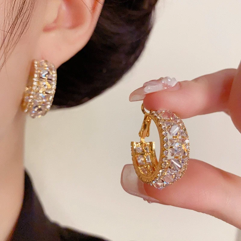 

earrings woman Shiny C-shaped circle cubic zirconia ear stud 925 sterling silverluxury designer 2025 trend