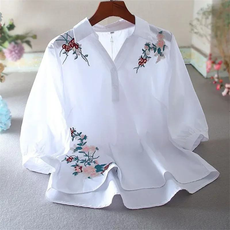 Summer Loose Blouse Women Shirt Embroidery Shirt For Women V-neck Shirt Elegant Oversized Chinese Blous Half Sleeve Female Shirt