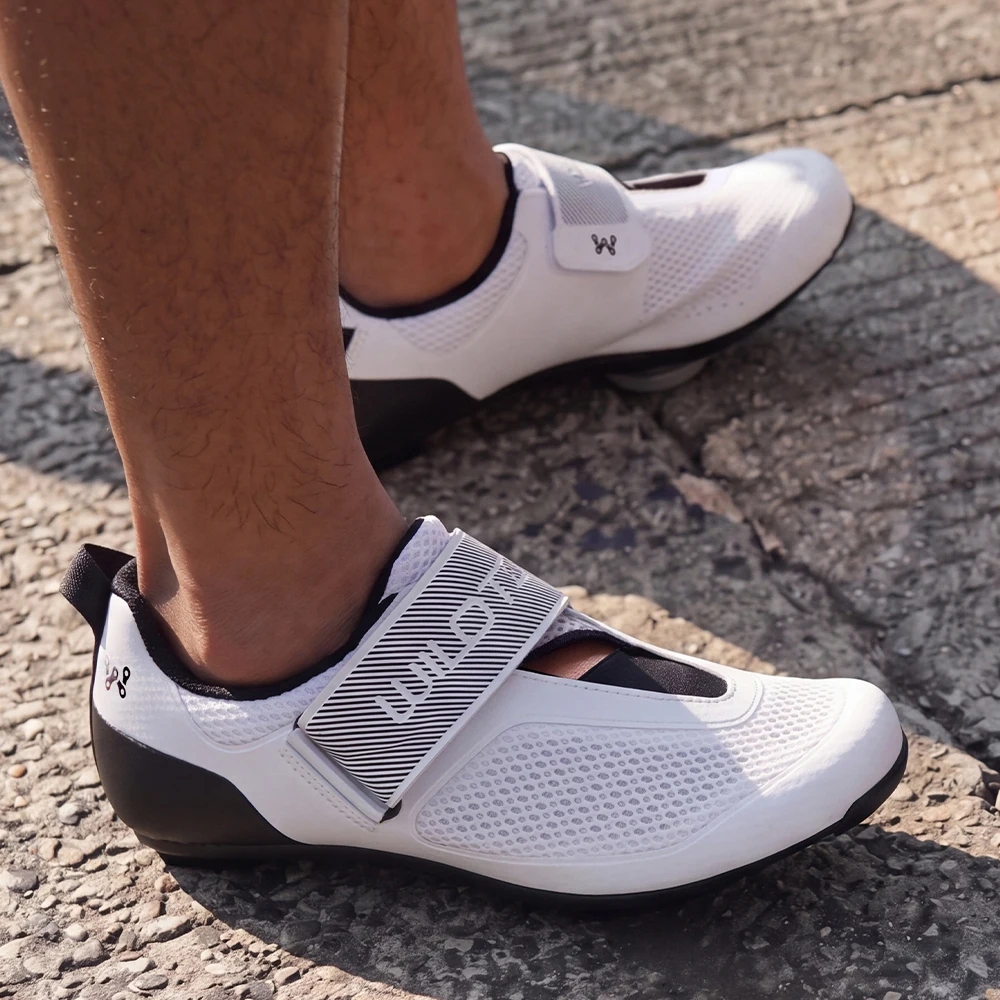 WILDTO Triathlon-Radschuhe Herren-Rennradschuhe Neue Nylon- und Glasfasersohle Knock-Schutz-Zehenpartie Atmungsaktive Fahrradschuhe mit Schnellverschluss – Detail 13