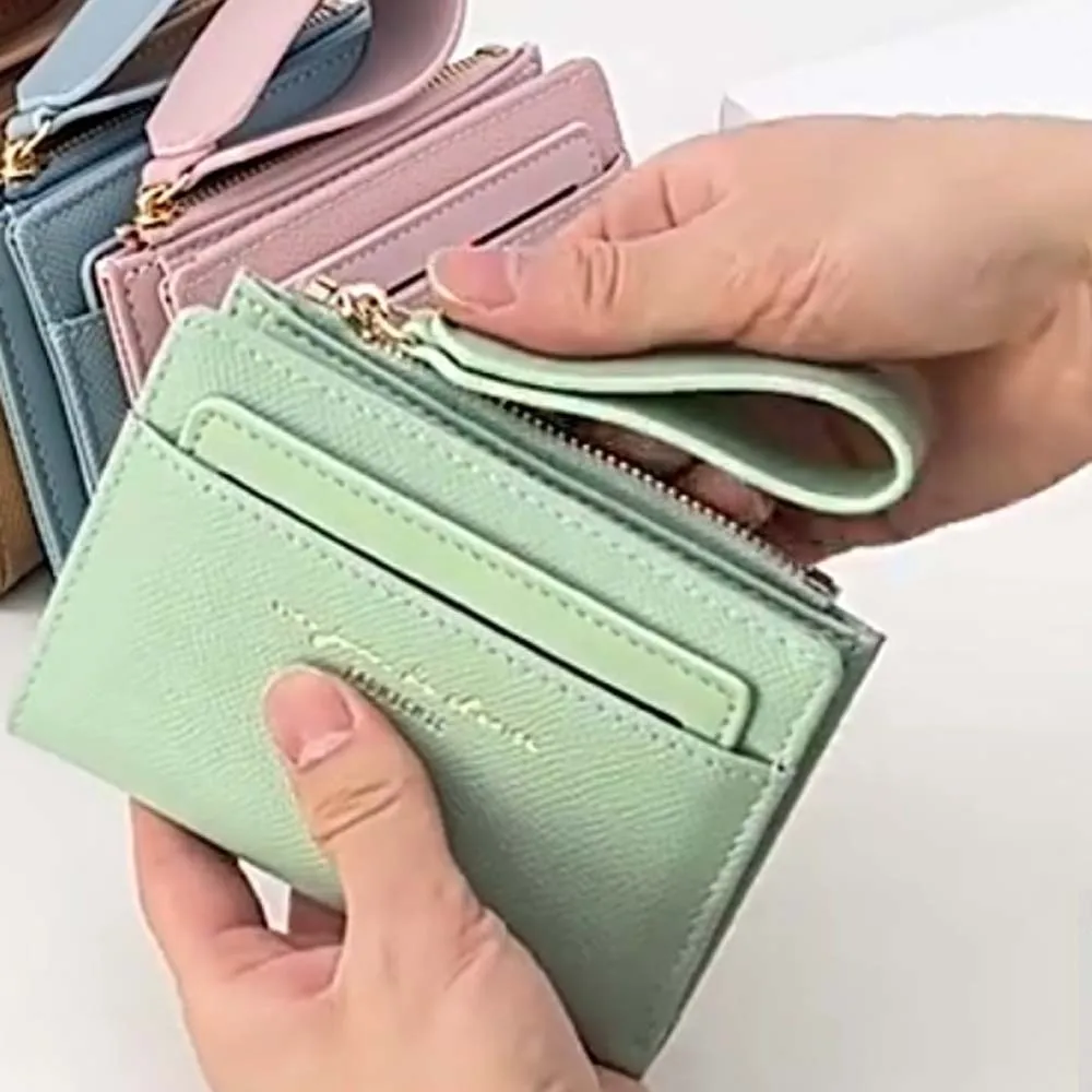 Portafoglio pieghevole da donna portatile con bottone a pressione in PVC Borsa per carte in tinta unita Carta multipla Borsa corta da donna in stile coreano per appuntamenti