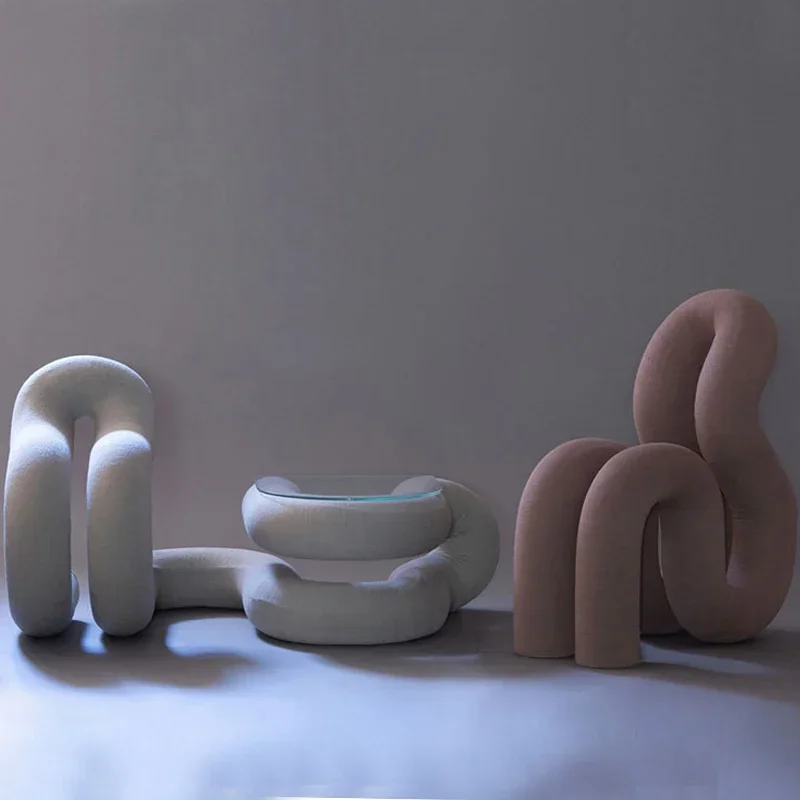 

Скандинавский ресторанный стул специальной формы, цветной комод для гостиной, табурет, магазин одежды, обеденные стулья, мебельные украшения