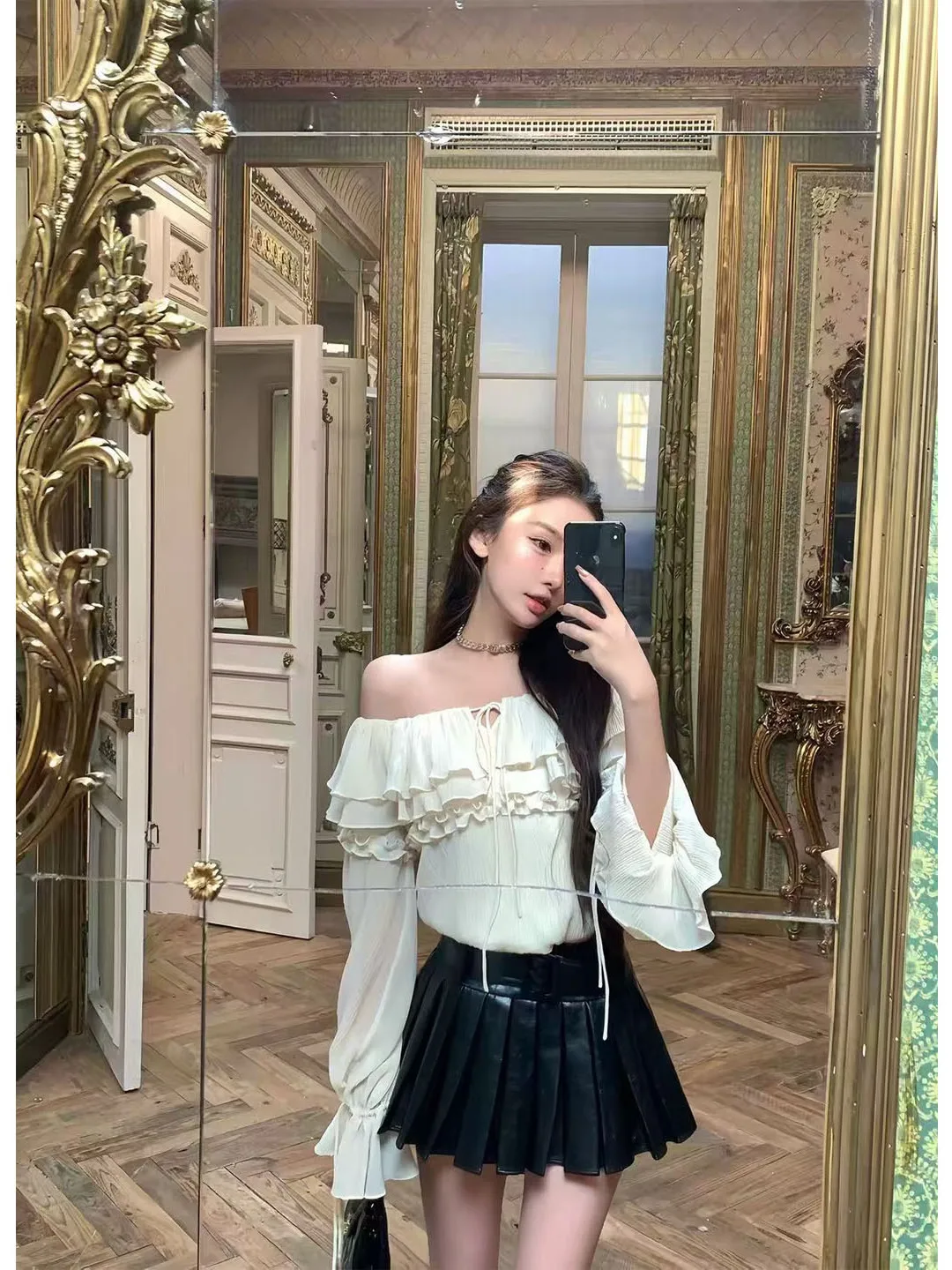 

Elegant One-Shoulder Ruffle Hem Shirt Women's Spring 2026 New Style Meat Covering Design Atmosphere Top Trendy Korean Loose Fit