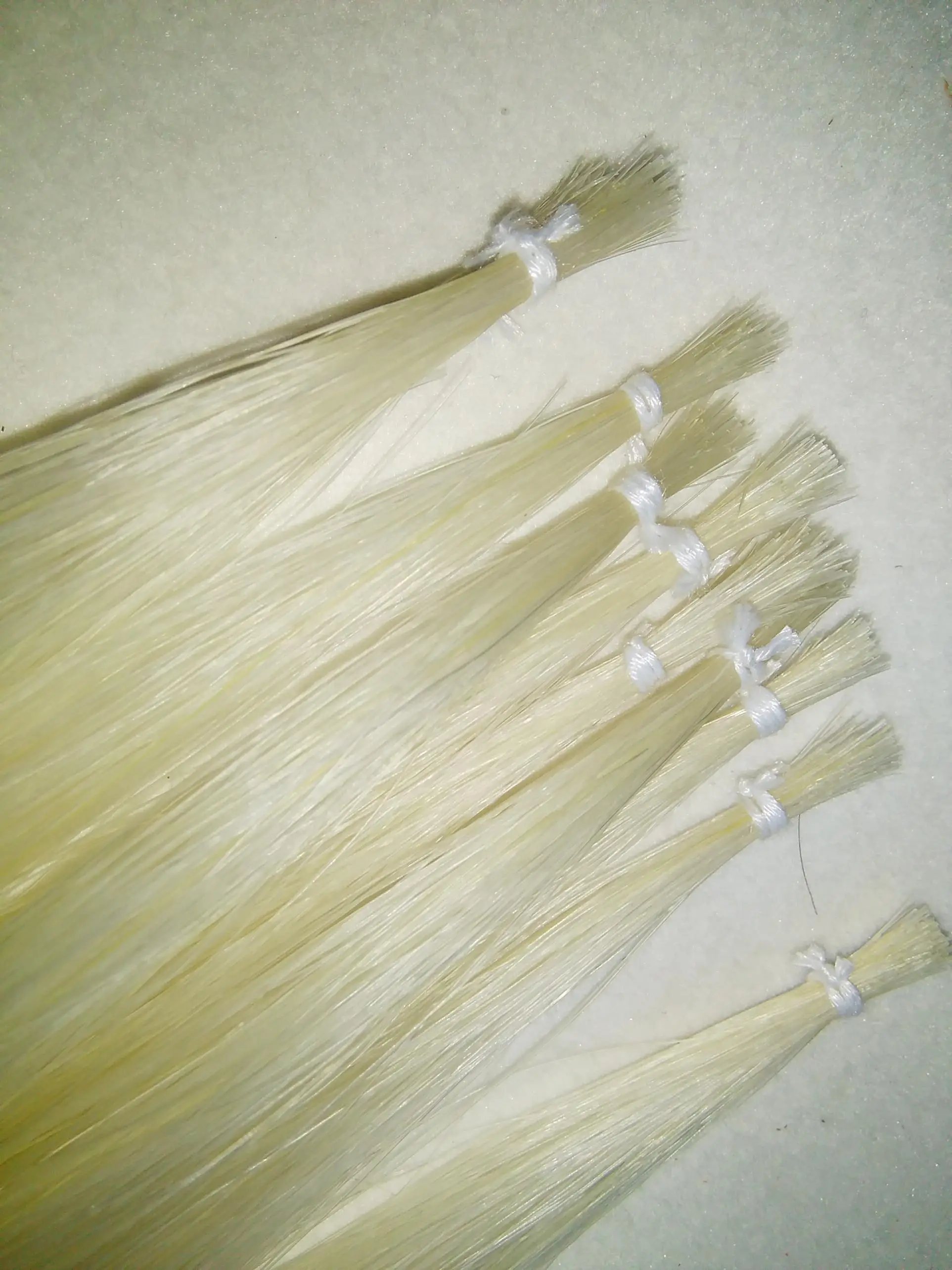 

4 Hanks Best Quality 80-81cm Unbleached Siberia White Stallion Bow Hair Horse Hair