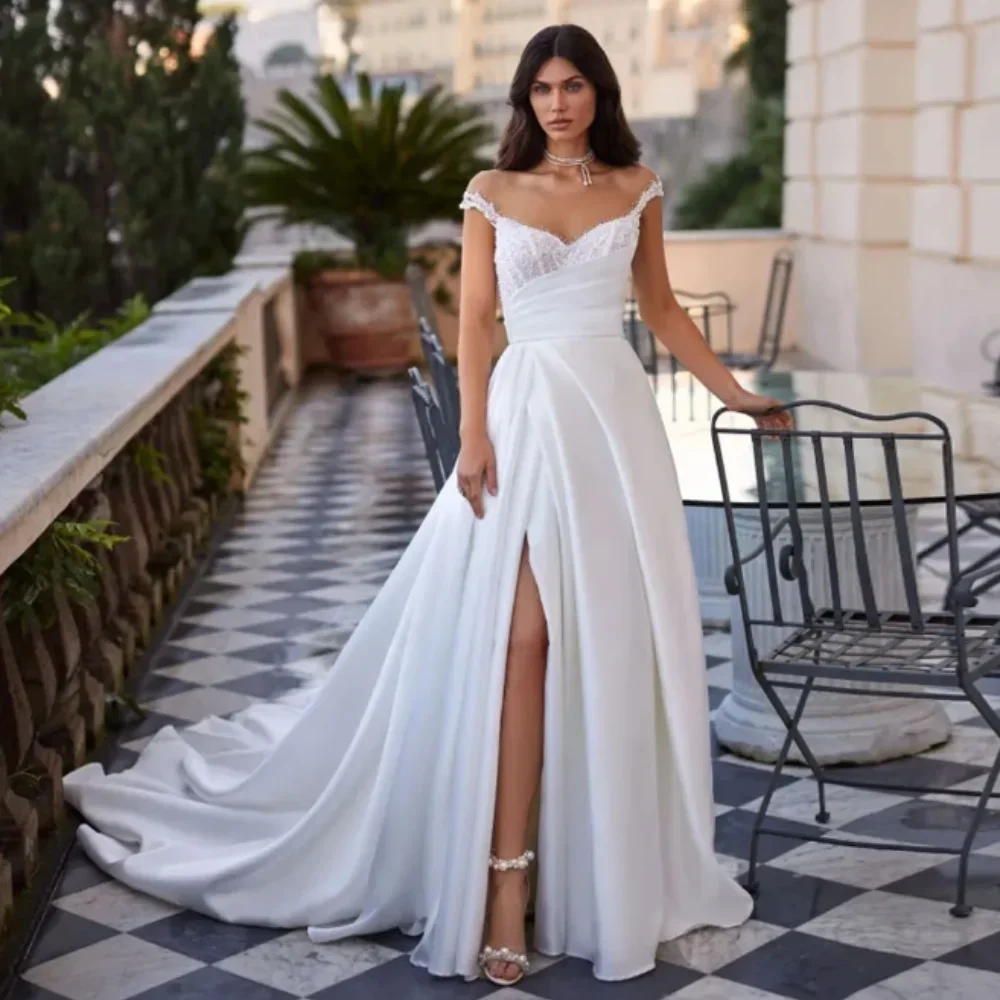 Robe de mariée A-ligne à col transparent avec paillettes perlées, robes de patients dans le dos, satin fendu sur le côté, robes de mariée élégantes