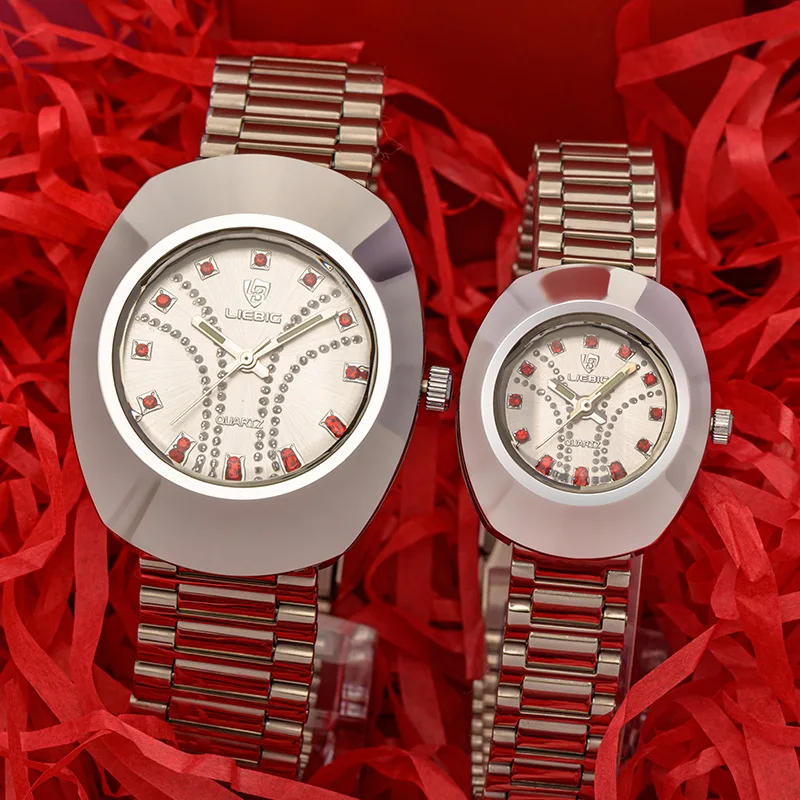 زوجين ساعة كوارتز للرجال النساء ساعات الماس ساعة ذهبية للجنسين عشاق السيدات Orologio الذكور الأعمال رجل ساعة اليد الفاخرة