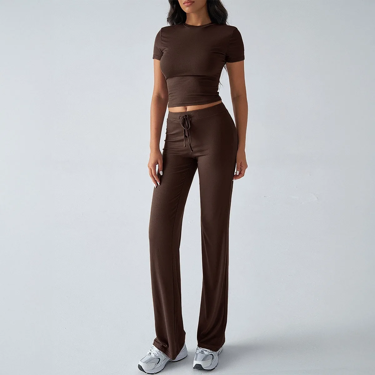 Set casual da 2 pezzi slim solido moda collo mezzo alto pullover a maniche corte top elastico in vita pantaloni con lacci set tuta sportiva
