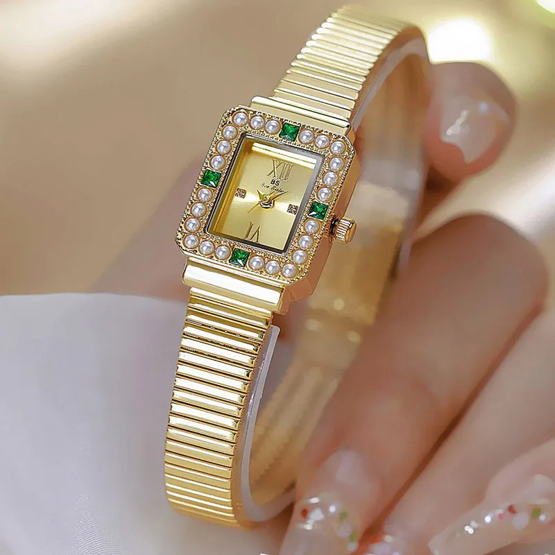 실버 스틸 스트립 에메랄드 보석 진주, 가벼운 직사각형 작은 다이얼, 절묘한 여성용 시계, 패션 2024 신제품