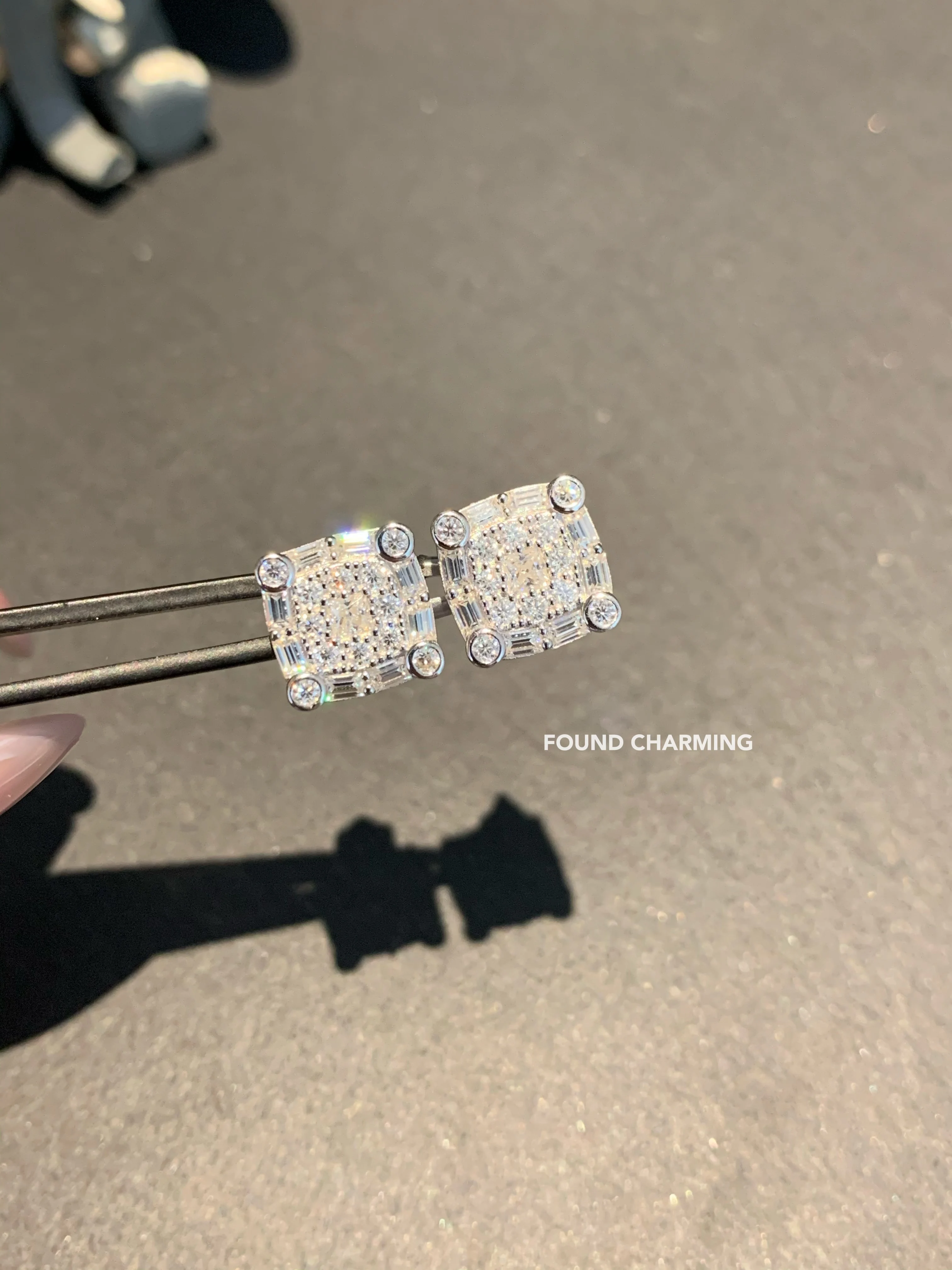 

New Luxury Hiphop Moisannite Earrings For Men Full Diamond Fine Jewelry