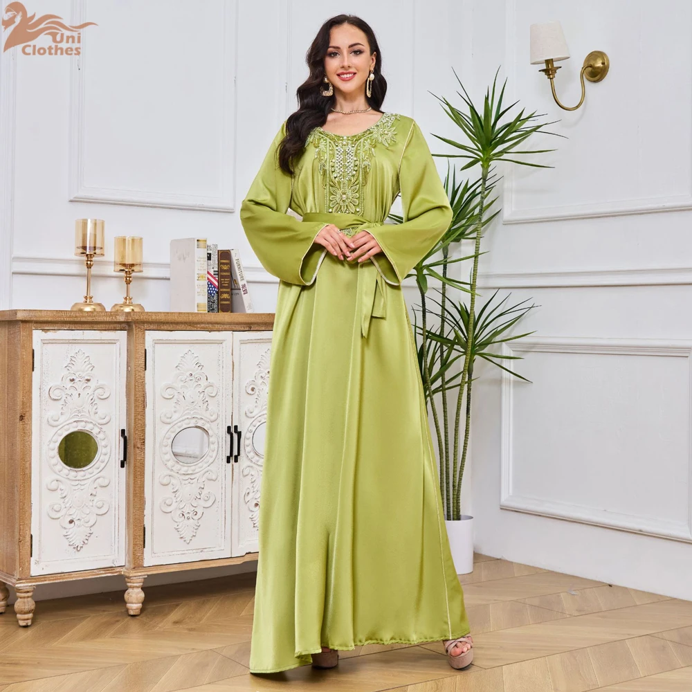 

Uni Fashion Embroidery Muslim Dresses Diamond Beading Muslim Abayas female islamic muslim abayas muslim robes With Belt