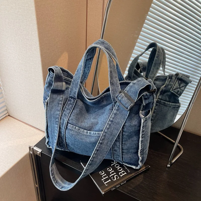

New Vintage Denim Bag Fashion Advanced Large-capacity Tote Messenger Bag Casual Commuting Simple Zipper Handbag Messenger Bag