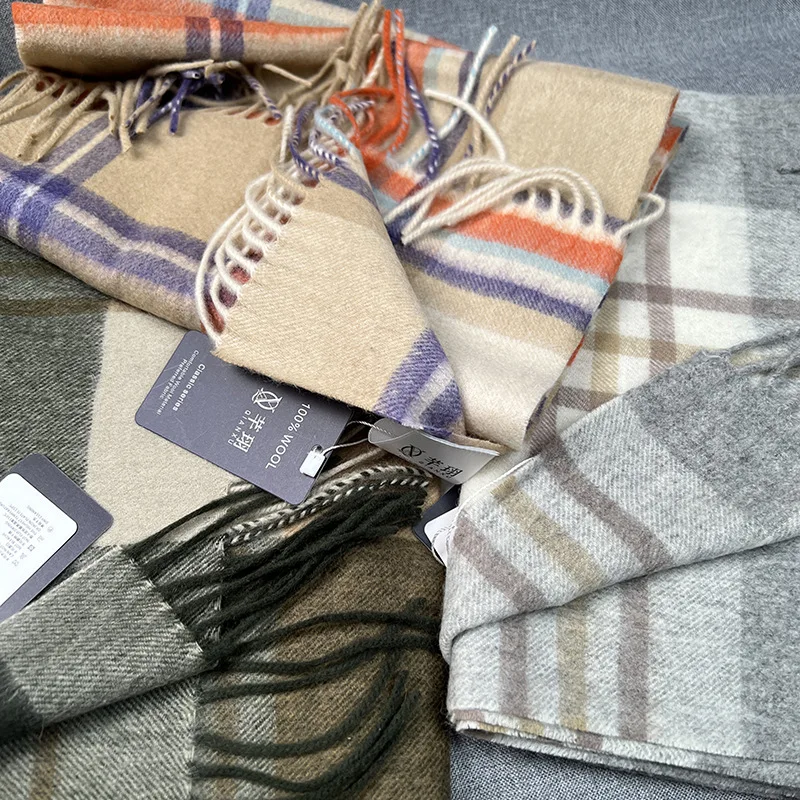 عالية الجودة 100% وشاح من الصوف الشتاء الخريف النساء الرجال الصوف الخالص Scaves المرأة الجديدة النمط البريطاني الدافئة الخمار الإناث يوم الباردة